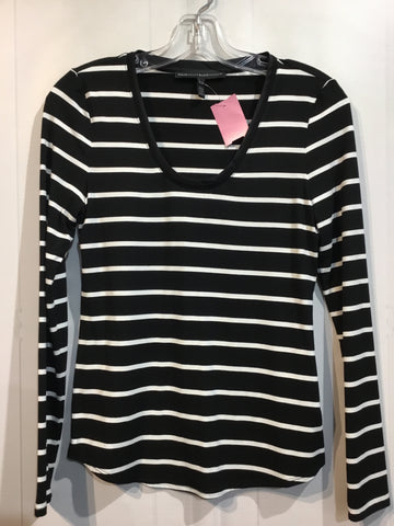 White House Black Market Size Extra Extra Small Black Tops