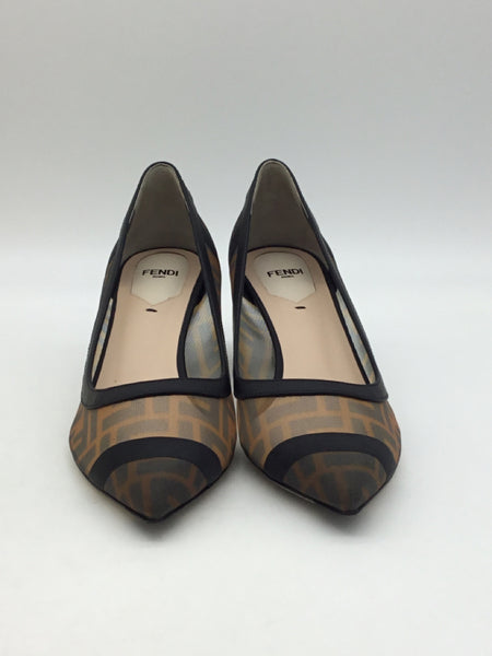 FENDI Size 8.5 Black Shoes