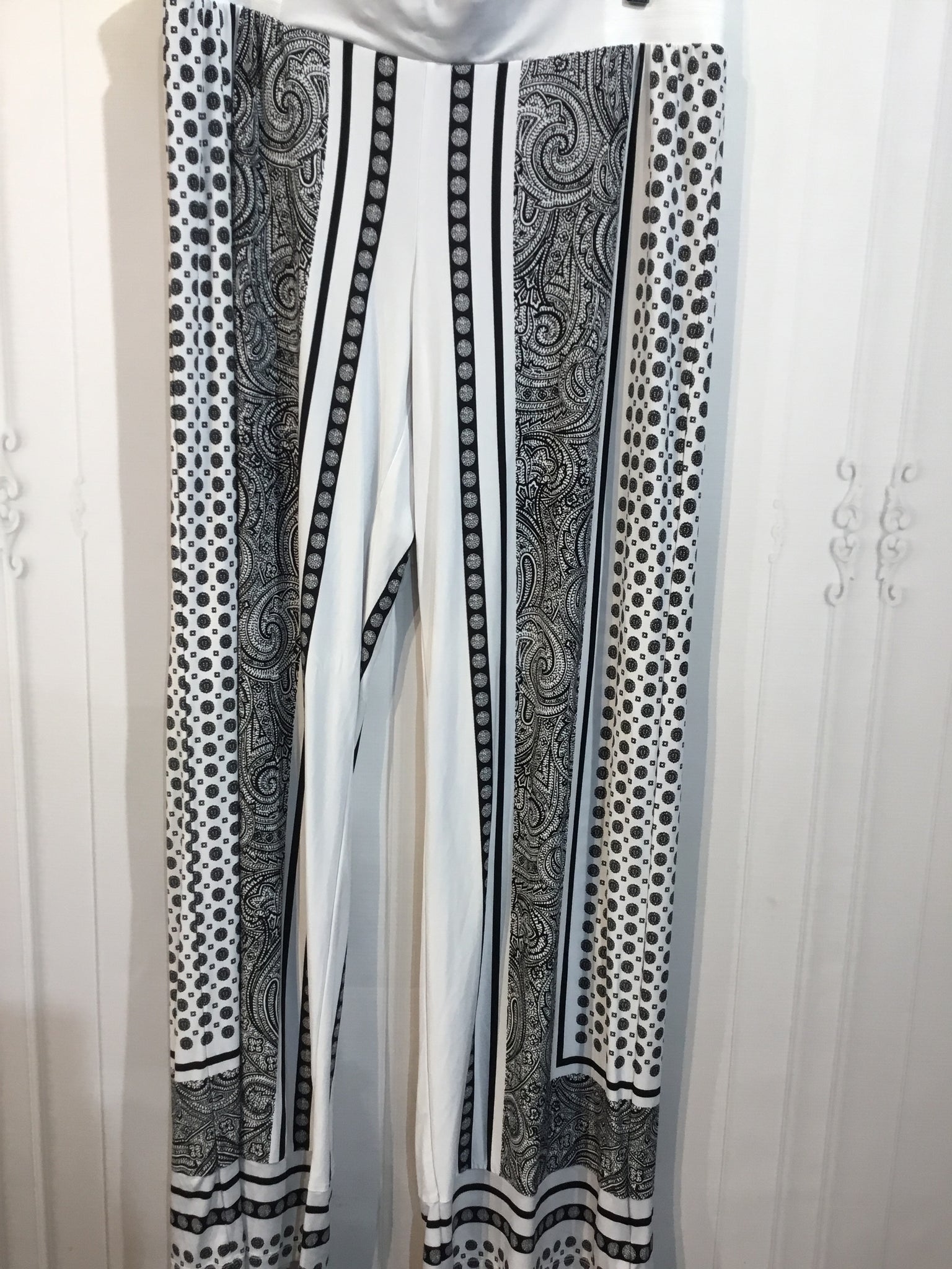 INC Size Large White Bottoms