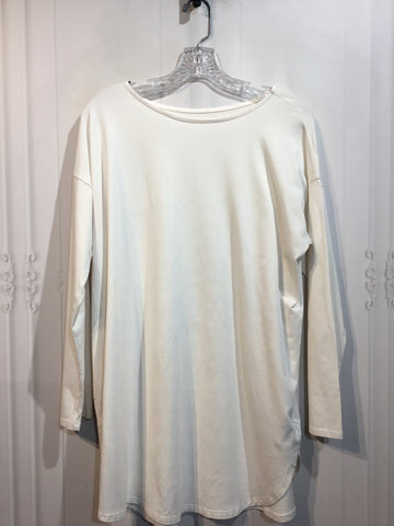 JJILL Size Large White Tops