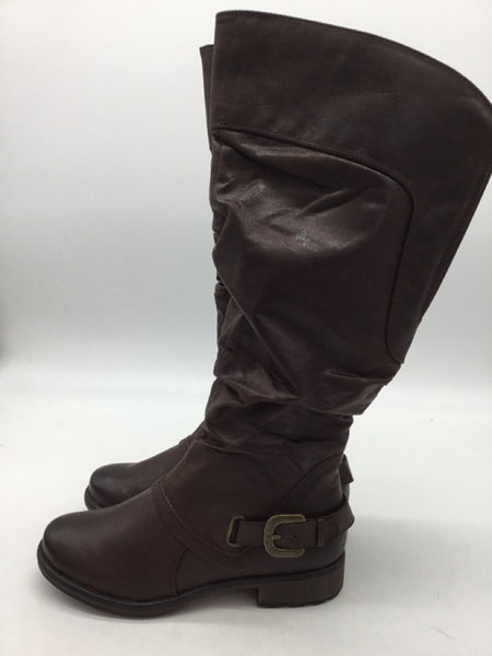 NWT Baretraps Size 7 Brown Shoes