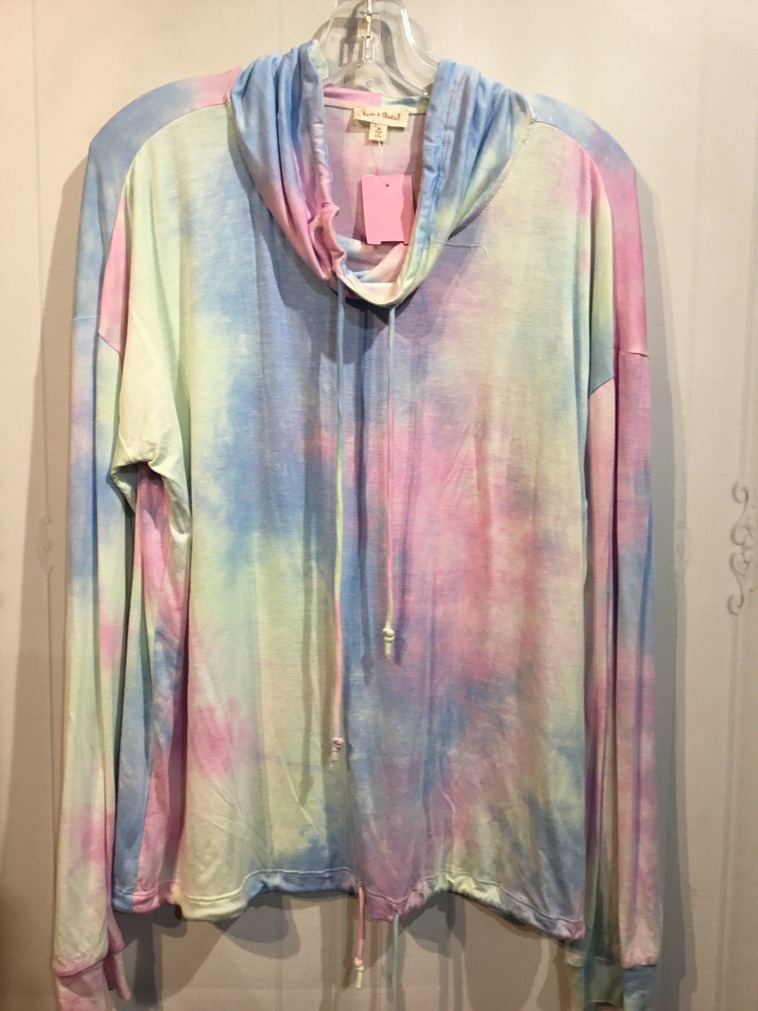 Hem & Thread Size Medium Blue Tops