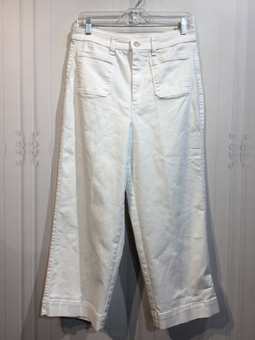 Talbots Size M/8 White Bottoms