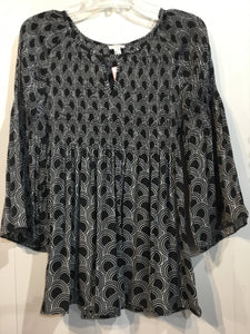 Spense Size Small Black Tops