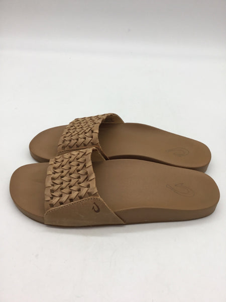 Olukai Size 9 Brown Shoes
