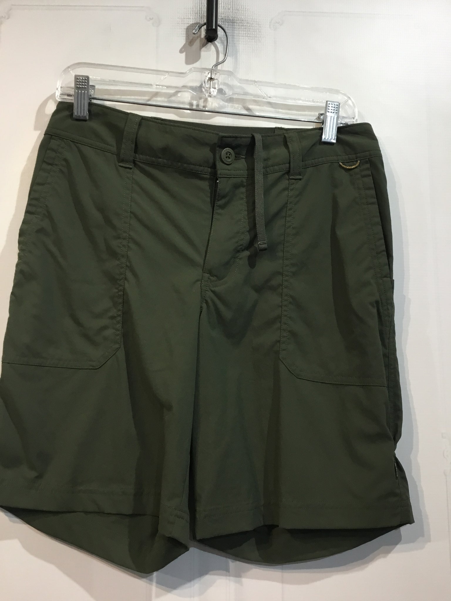 REI Size M/8 Green Bottoms