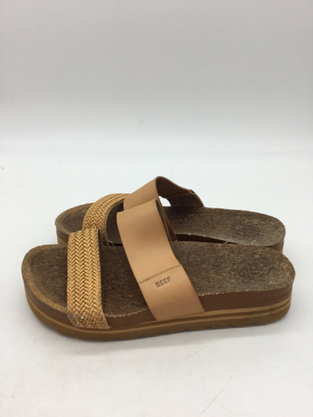 Reef Size 9 Beige Shoes