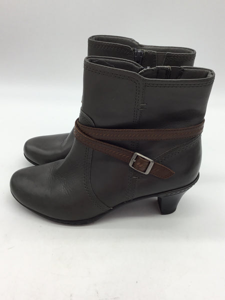 Rock Sport Size 8.5 Grey Shoes