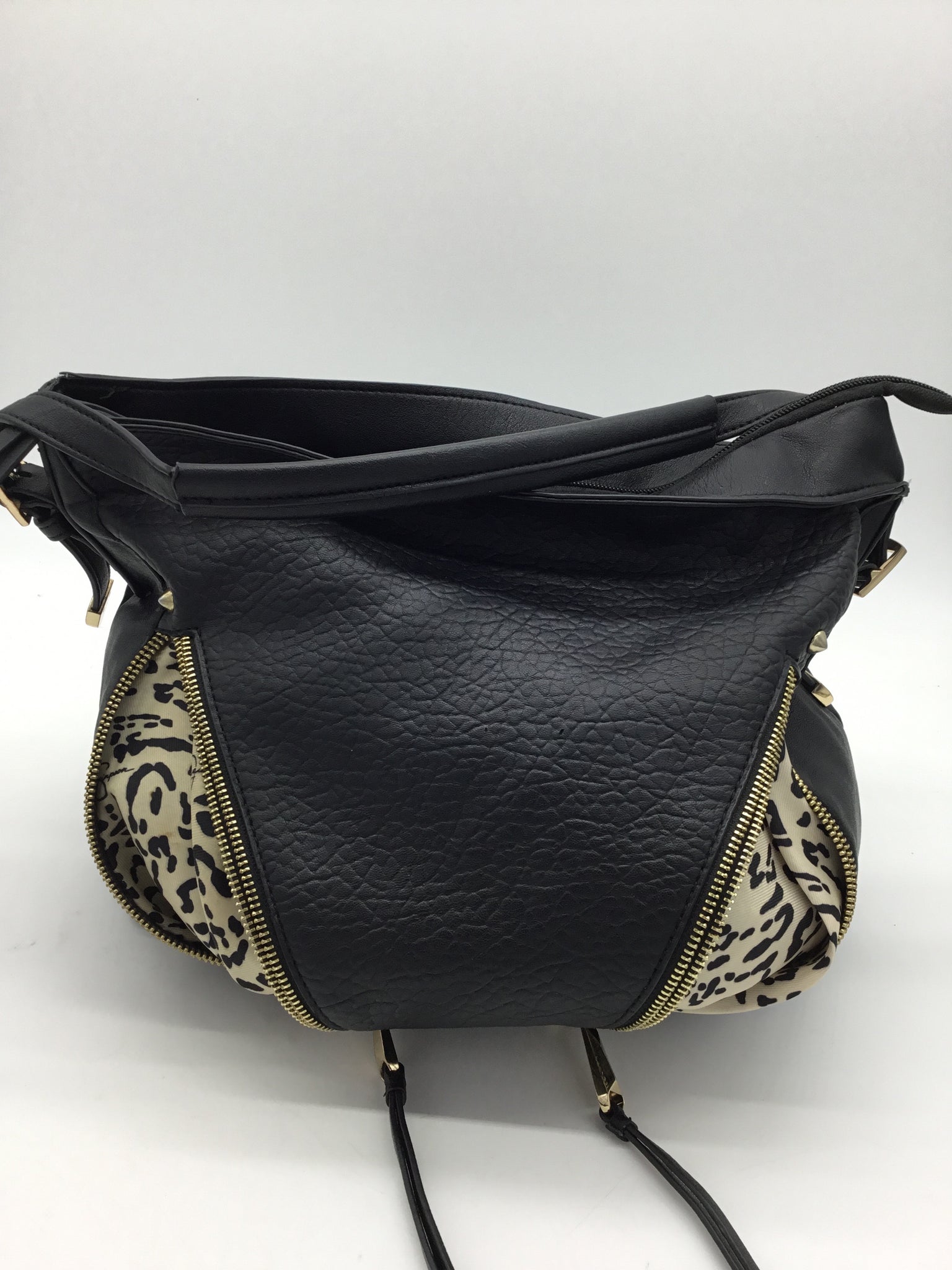 Jessica Simpson Size Large Black Purses/Wallets