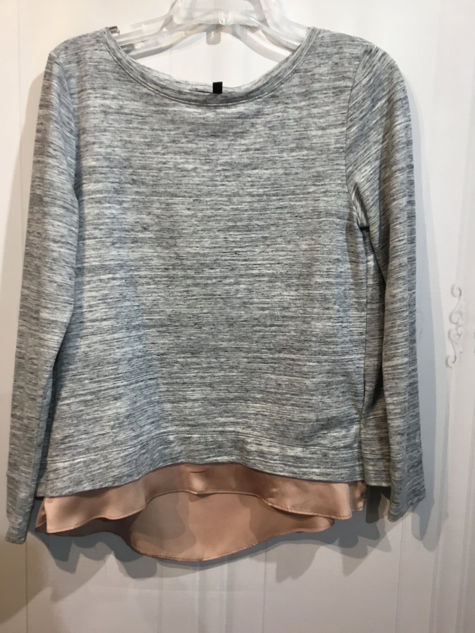 White House Black Market Size Small Grey Tops