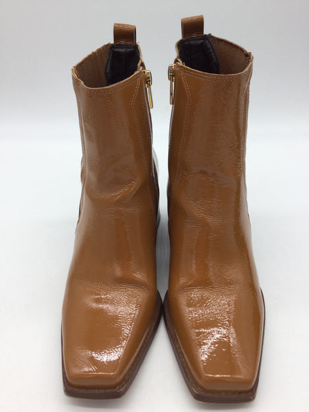 VINCE CAMUTO Size 9.5 Brown Shoes