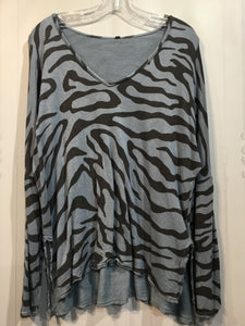 XCVI Size Medium Blue Tops