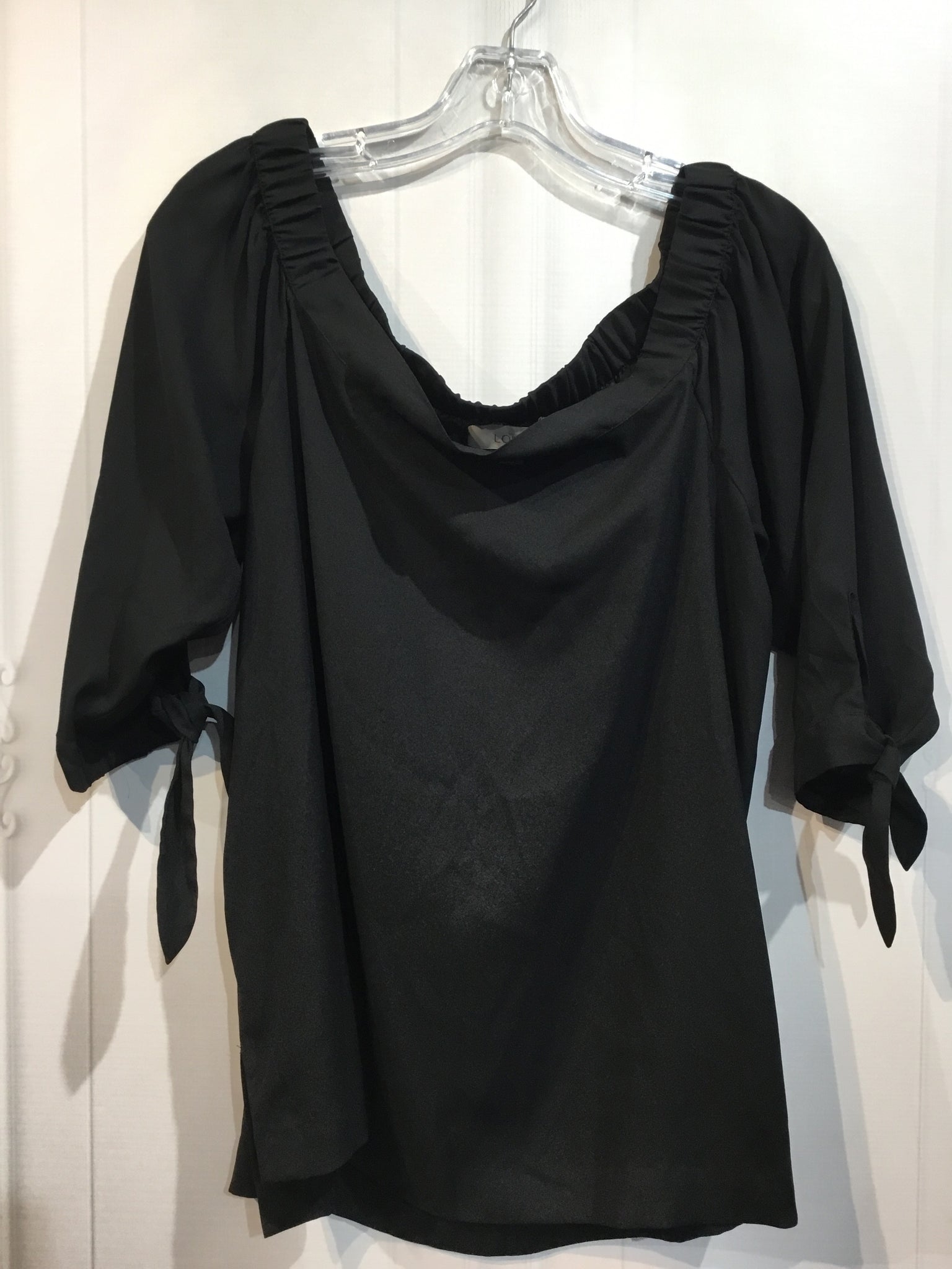 LOFT Size Medium Black Tops