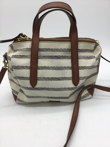 Fossil Size Small White Purses/Wallets