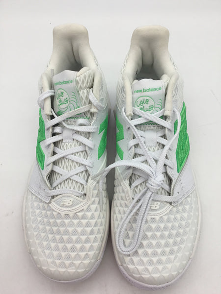 NWOB new balance Size 8.5 White Shoes