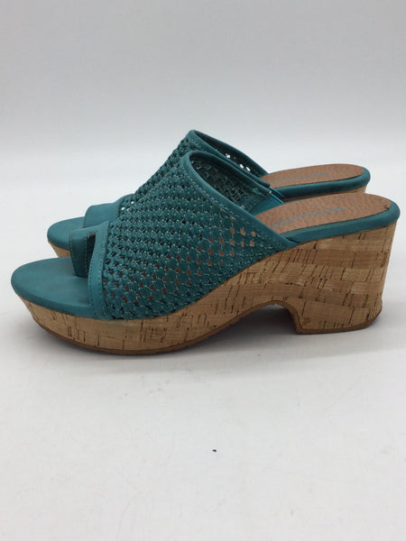 Baretraps Size 8 Blue Shoes