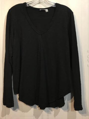 Wilt Size Medium Black Tops