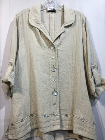 A la carte Size Large Beige Tops