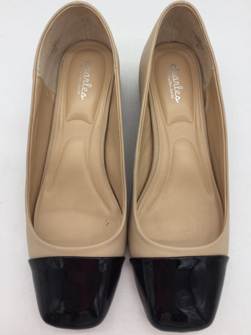 Charles by Charles David Size 8 Beige Shoes
