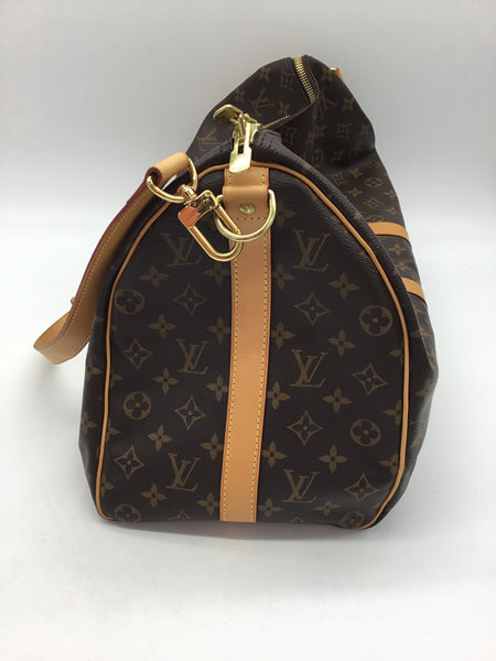 LUXURY Louis Vuitton Size Large Brown Louis Vuitton Bandouliere