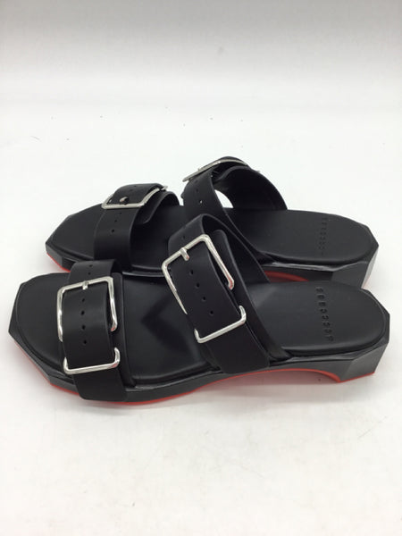 LUXURY 4ccccees Size 8.5 Black Shoes