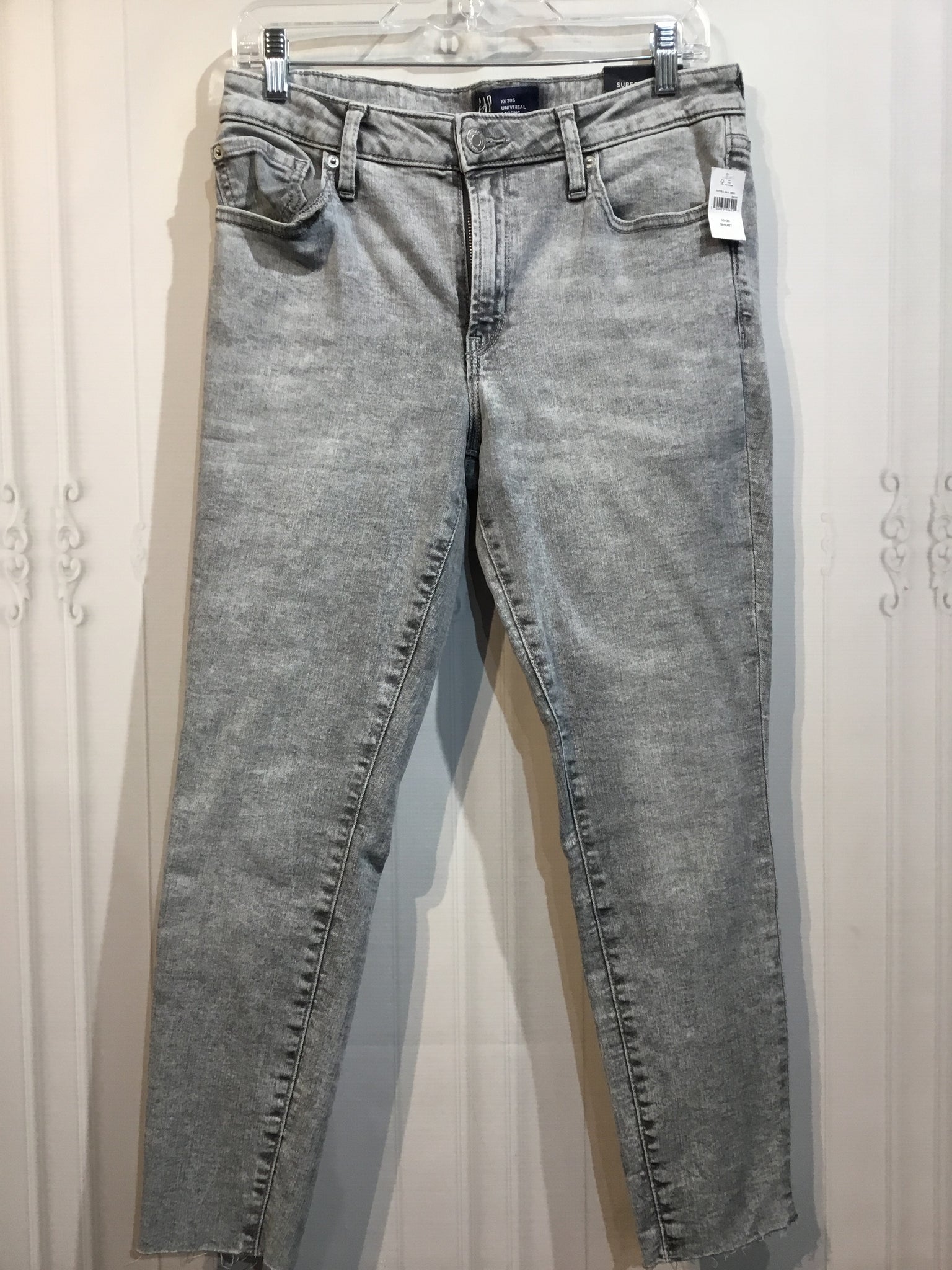 GAP Size M/10-P Grey Bottoms