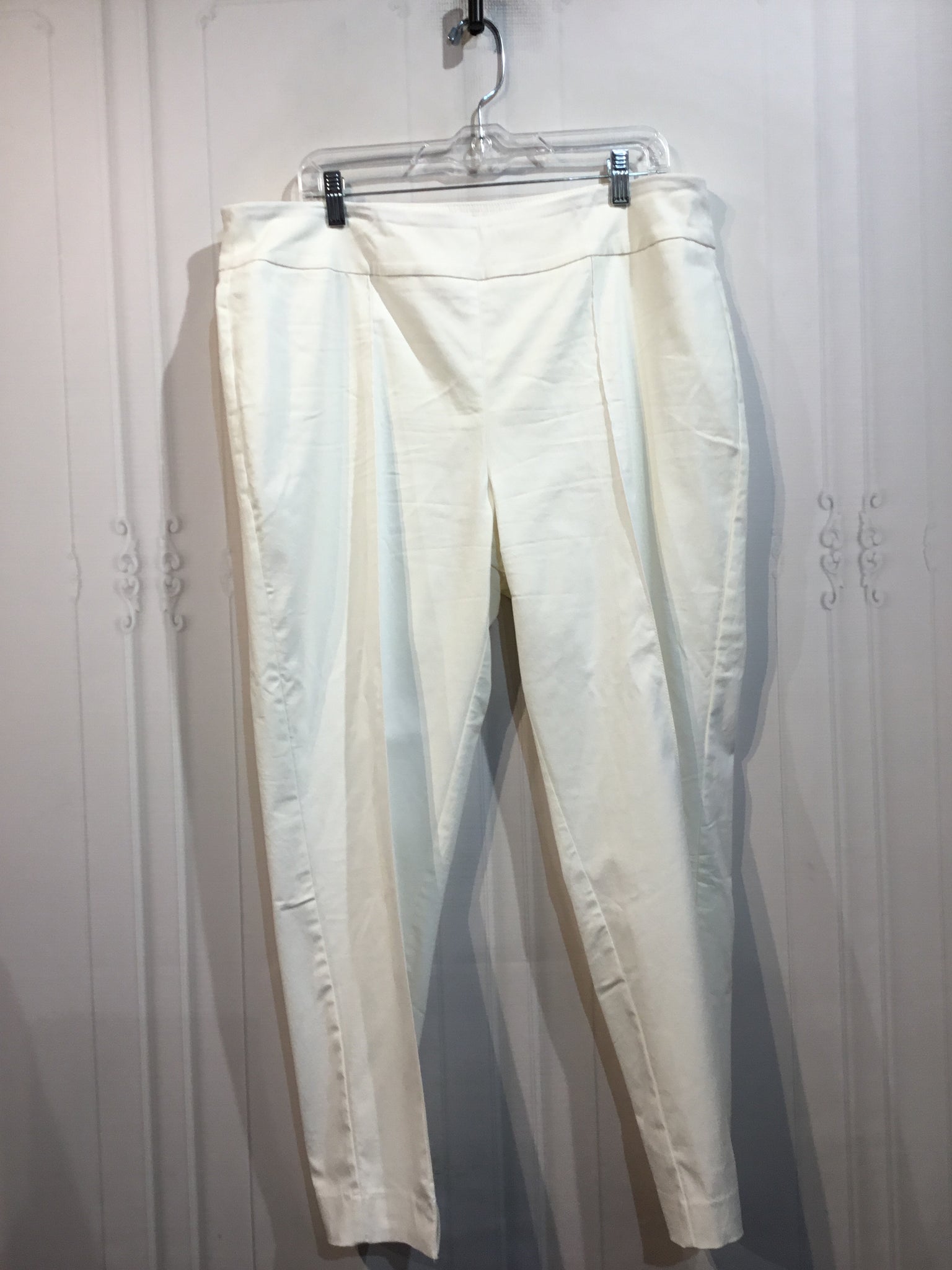 Thin Her Size XL/18 White Bottoms