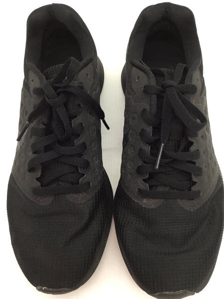NIKE Size 8 Black Shoes