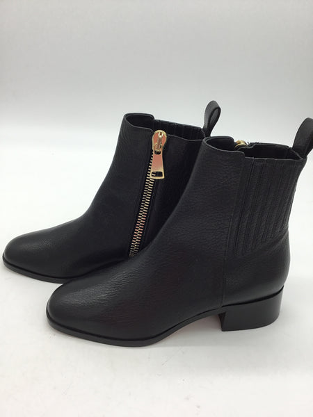 NWOB Tamara Mellon Size 5 Black Shoes
