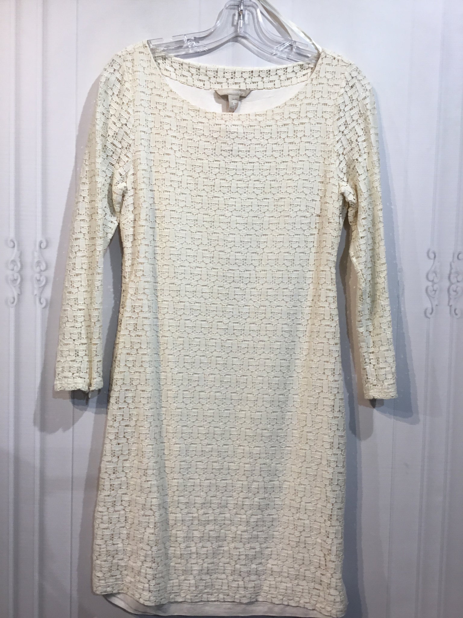Banana Republic Size S/4 White DRESS/1 PIECE