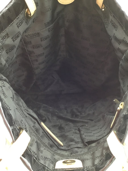 MICHAEL Michael Kors Size Large Black Purses/Wallets