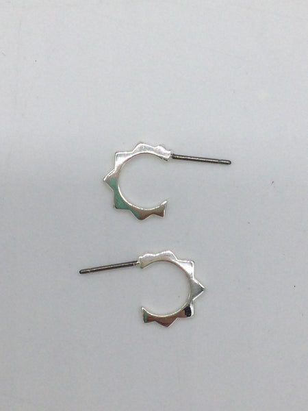 No Label Size Small Silver Earrings