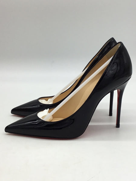 LUXURY Christian Louboutin Size 7 Black Shoes