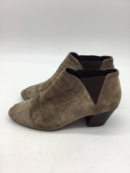 Aquatalia Size 8.5 Beige Shoes