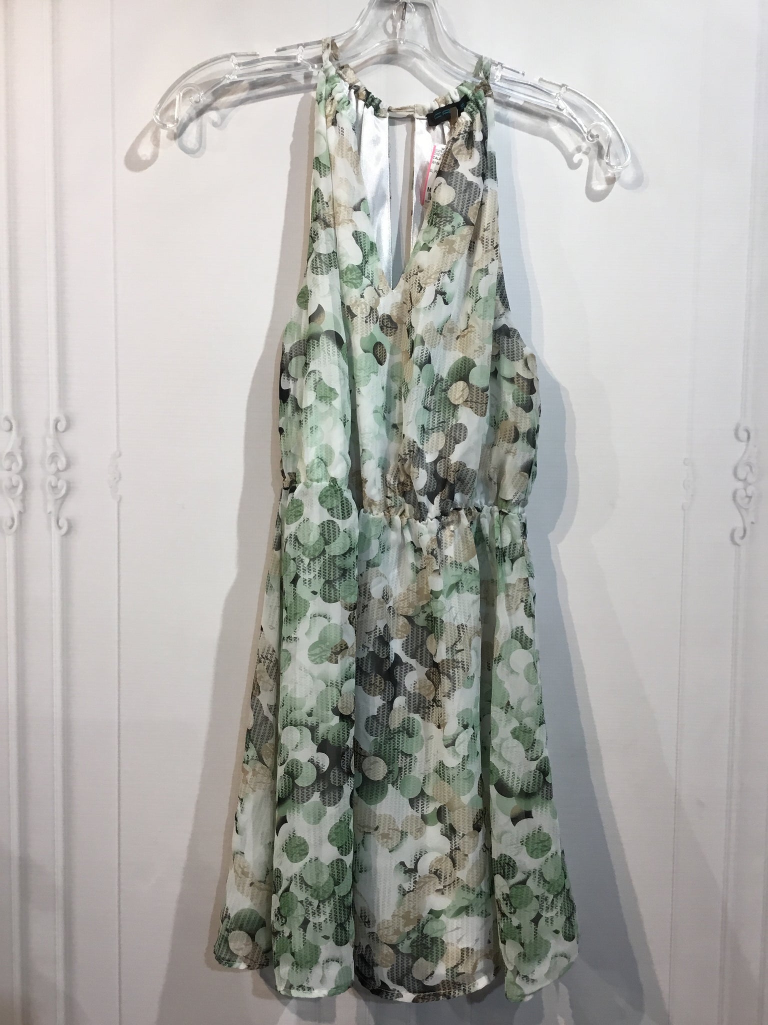 CALS Size M White DRESS/1 PIECE