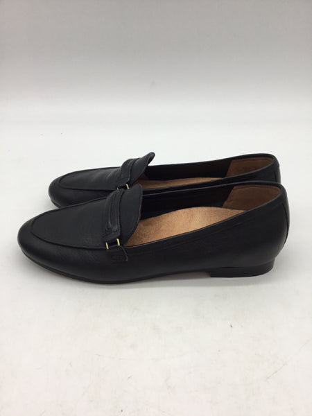vionic Size 6 Black Shoes