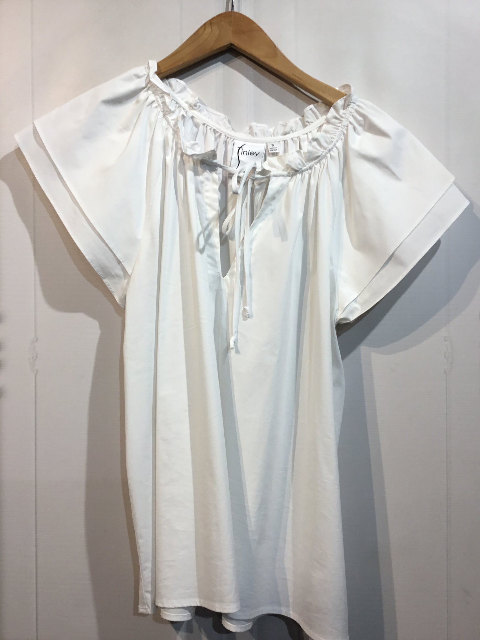 Finley Size Small White Tops