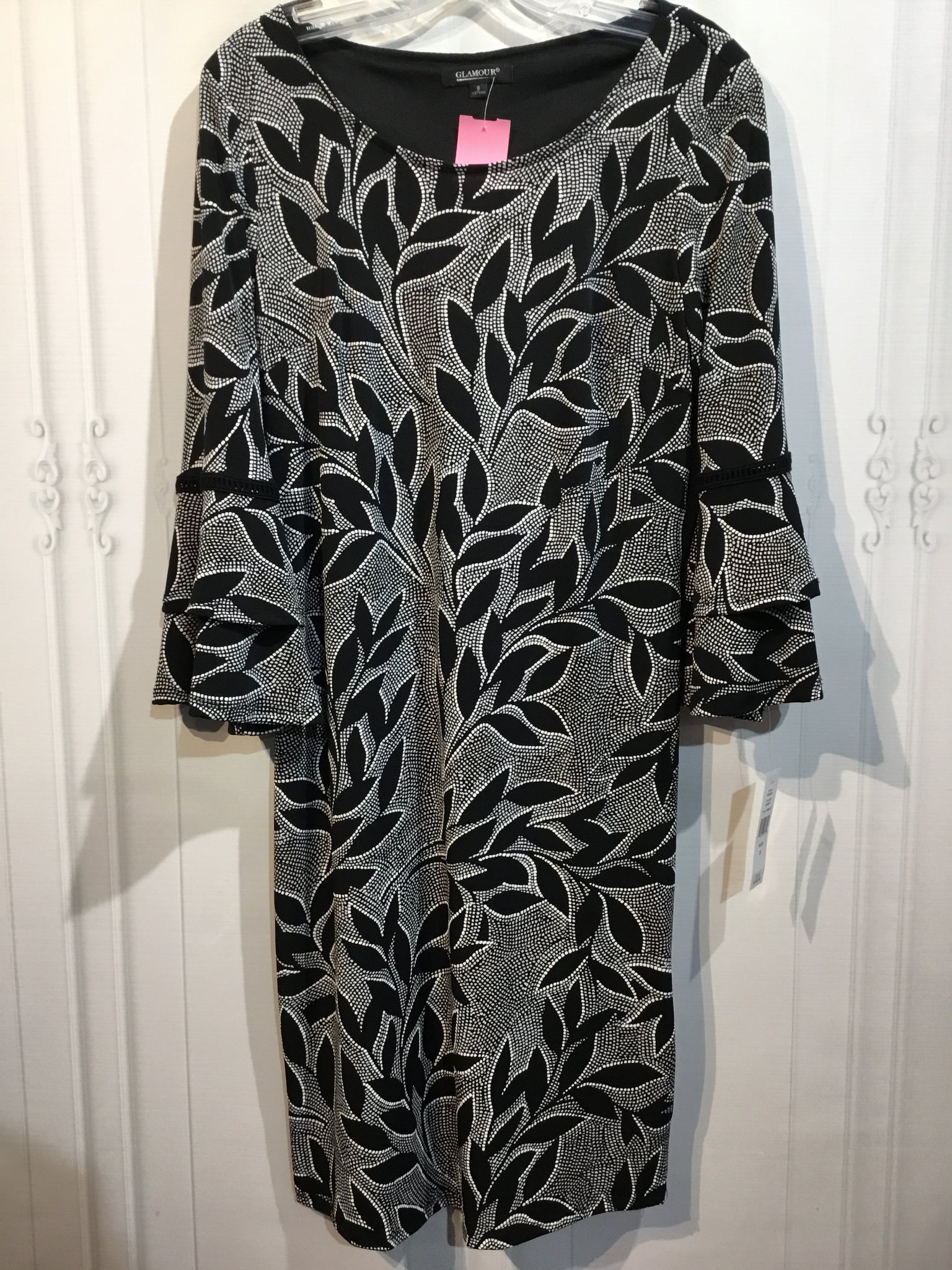 NWT Glamour Size M/8 Black DRESS/1 PIECE