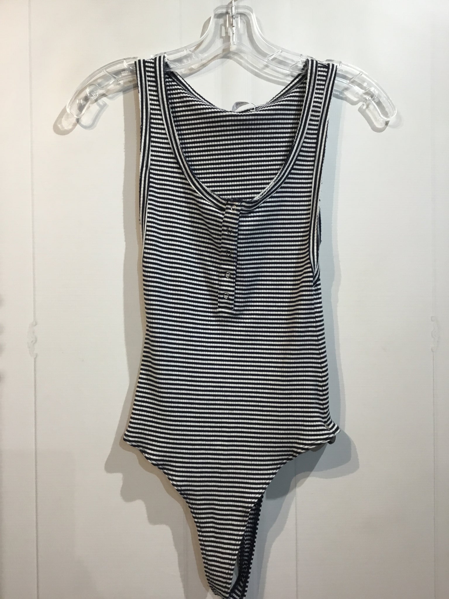 REFORMATION Size Small White Tops