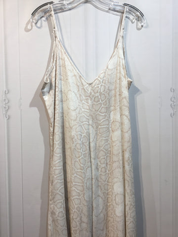 Doll Fins Size M/8-10 Beige & white Dress