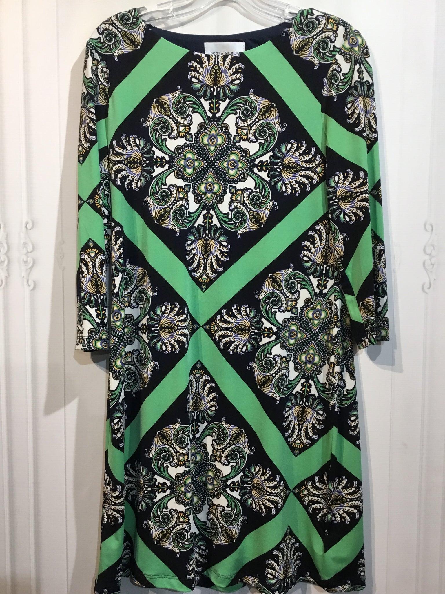 Donna Morgan Size M/10 Green DRESS/1 PIECE