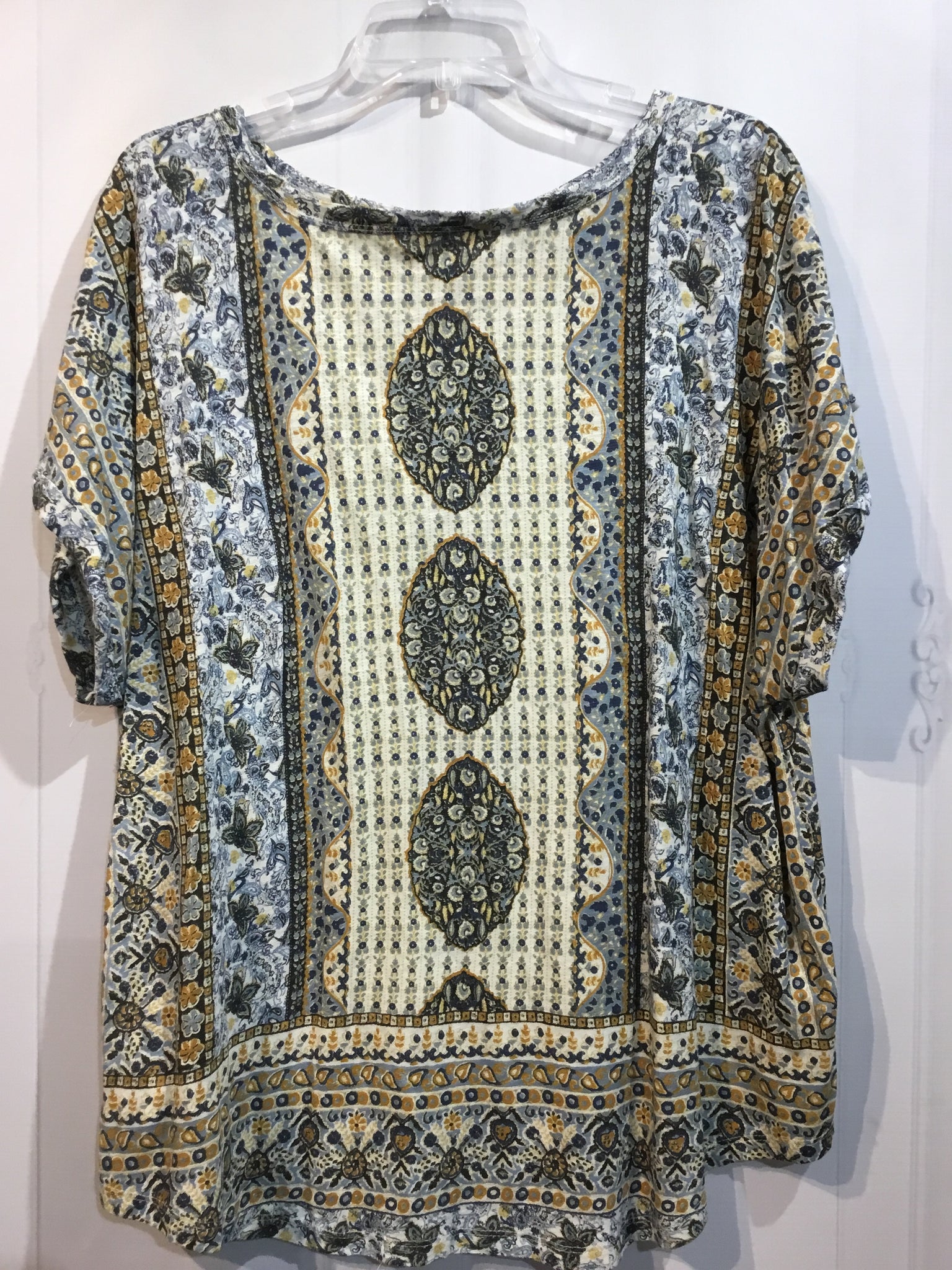 Lucky Brand Size 2X Blue Tops