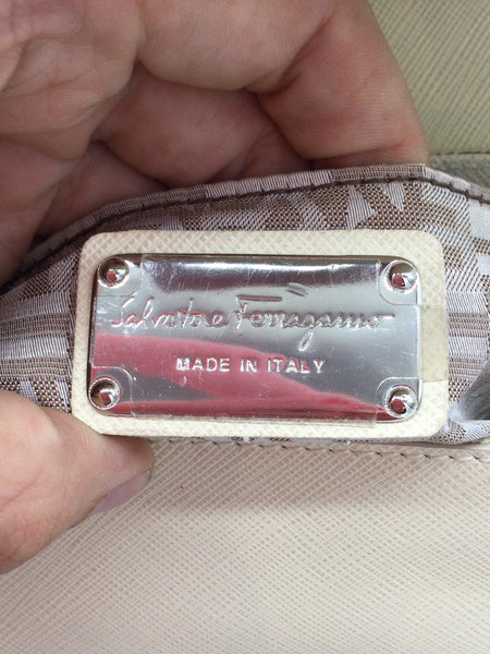 LUXURY Salvatore Ferragamo Size Small White Purses/Wallets