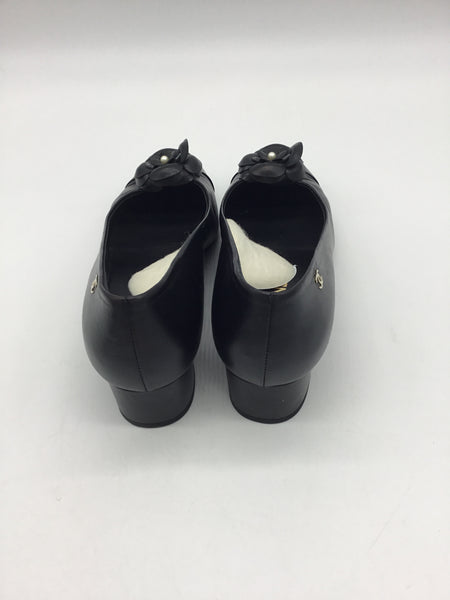 CHANEL Size 8.5 Black Chanel