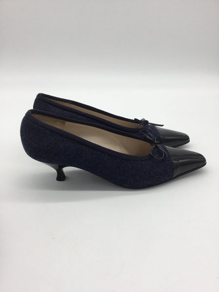CHANEL Size 7 Blue Shoes