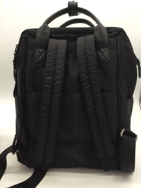 Baggallini Size Large Black Purses/Wallets