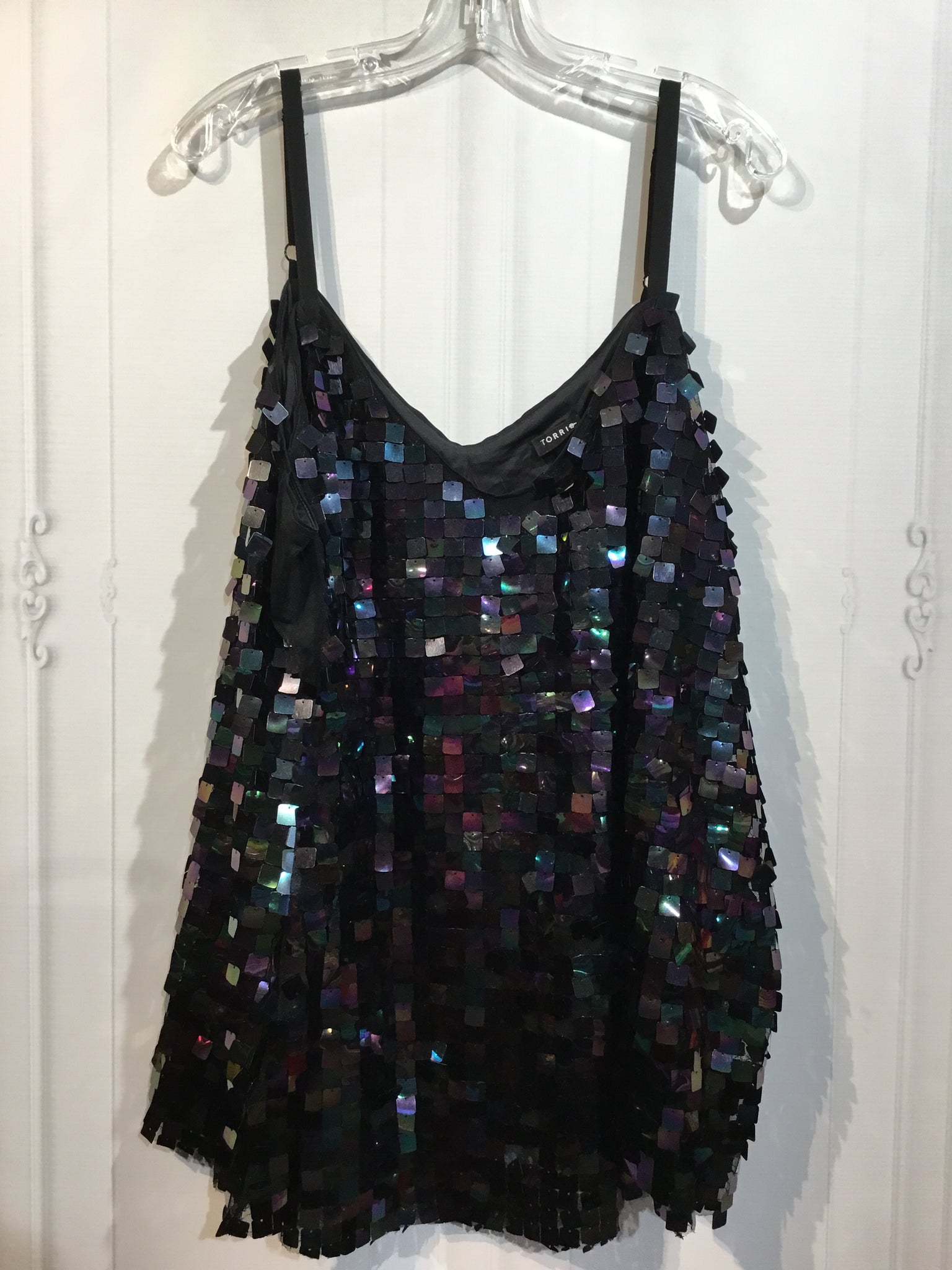 Torrid Size 3X/22-24 Black Tops