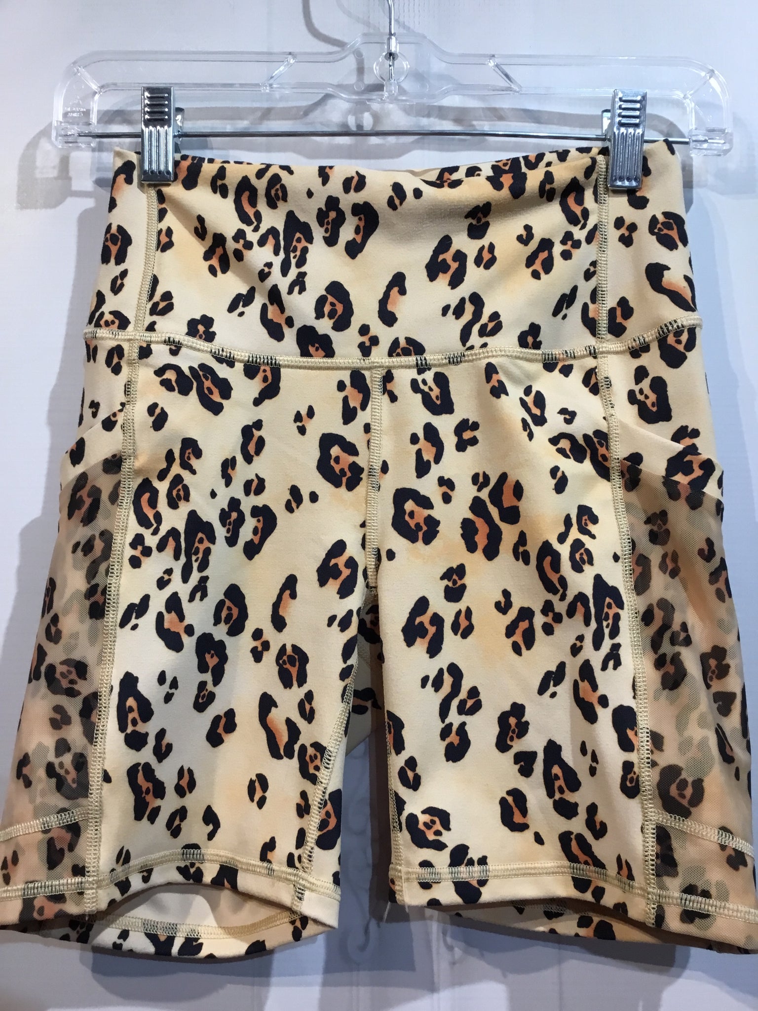 Powerhold by Fabletics Size Extra Small Beige Athletic Wear