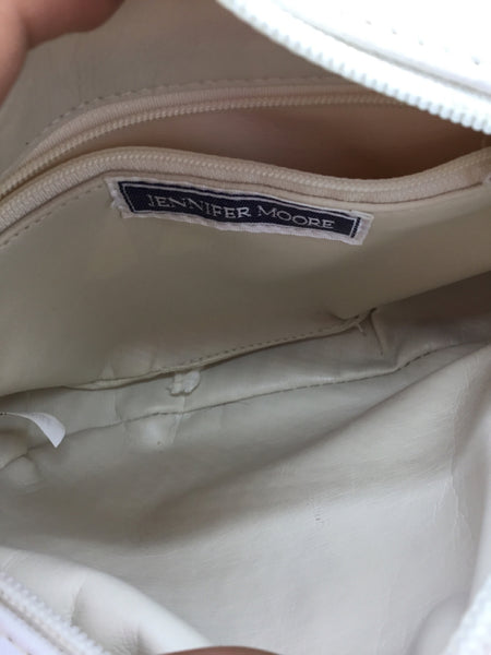 Jennifer Moore Size Small White Purses/Wallets