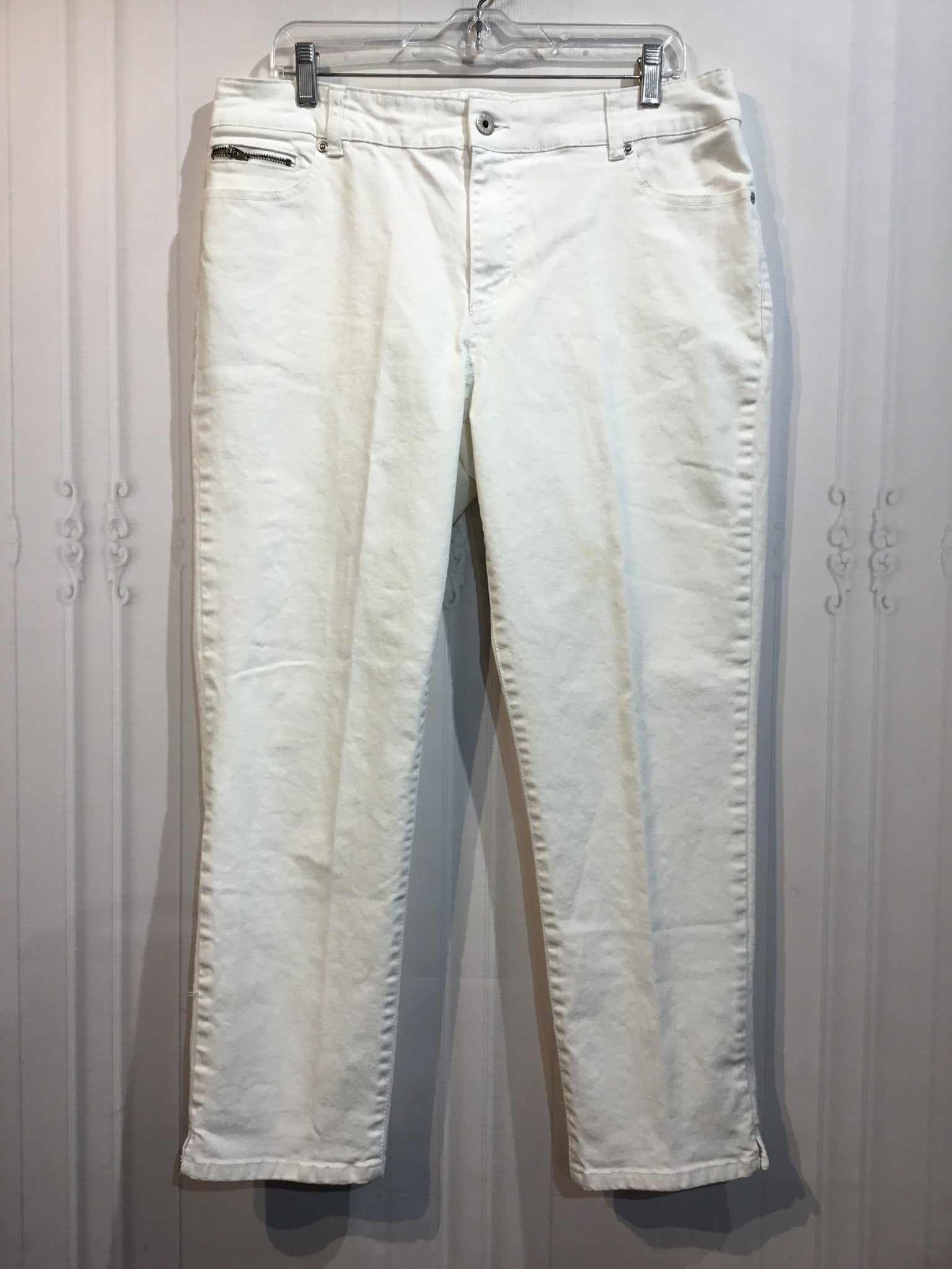 CHICO'S Size L/14 White Bottoms